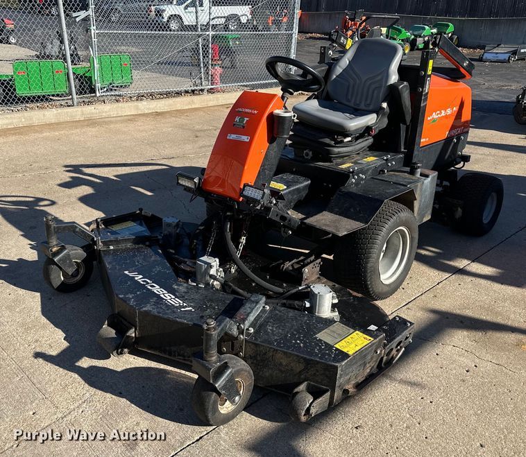 Jacobsen Turfcat  lawn mower - NL9255