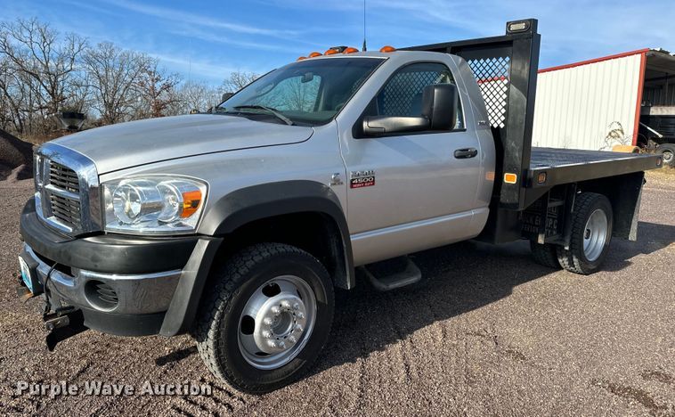 2010 Dodge Ram 4500HD  flatbed truck - NM9173