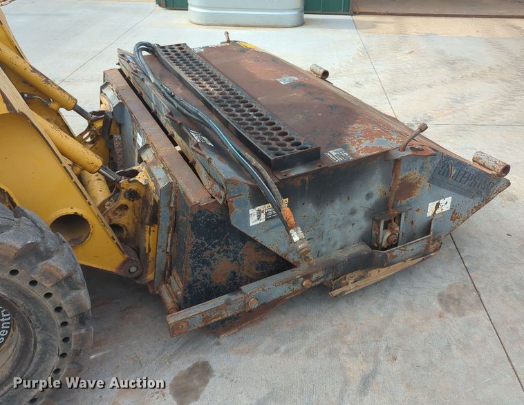 Thomas Sweepster  skid steer sweeper - OD9129