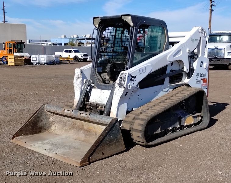2019 Bobcat T770  tracked skid steer loader - DK8942