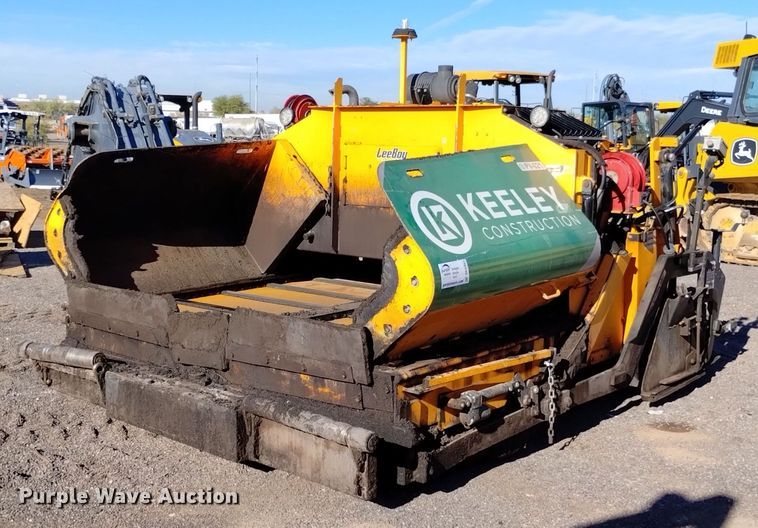 2017 LeeBoy 8510E  paver - DK8953
