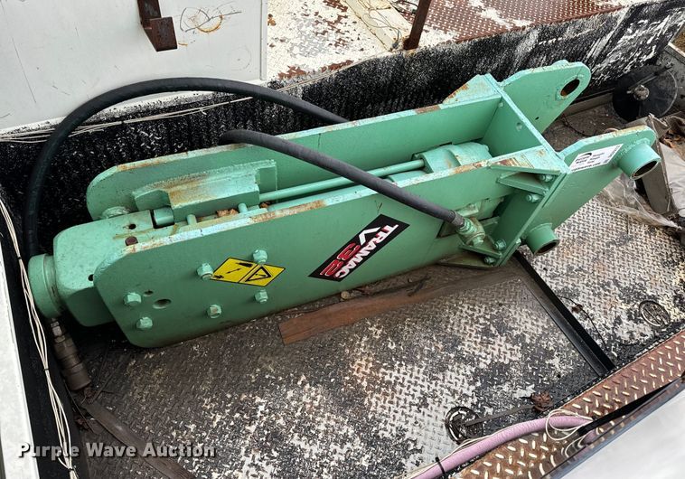 Tramac V32  breaker - DO2213