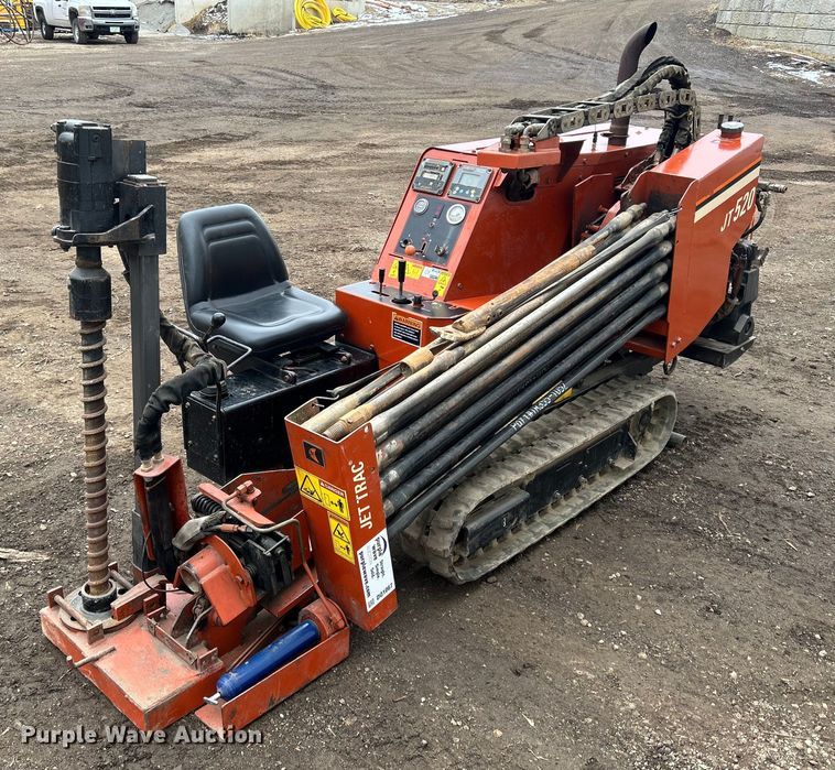 2002 Ditch Witch JT520  directional boring unit - DQ1067
