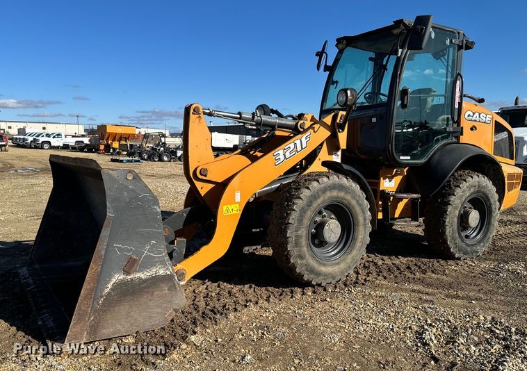 2016 Case 321F  wheel loader - GG9959