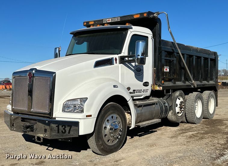 2021 Kenworth T880  dump truck - KT9112