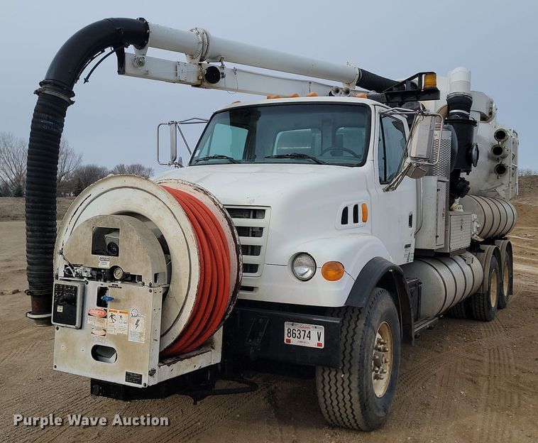 2003 Sterling LT7500  sewer jetter truck - KU9016