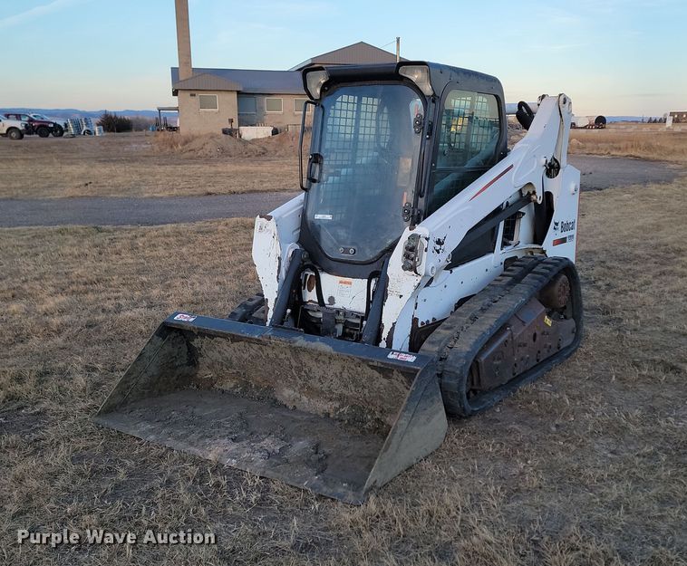 2013 Bobcat T590  tracked skid steer loader - KU9027