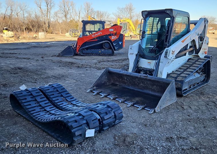 2020 Bobcat T650  tracked skid steer loader - LB9675