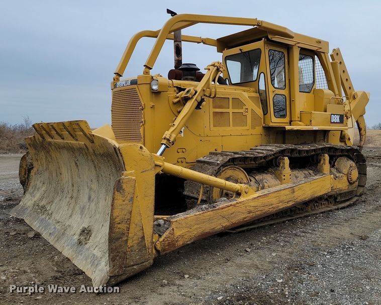 1980 Caterpillar D8K  dozer - LD9067