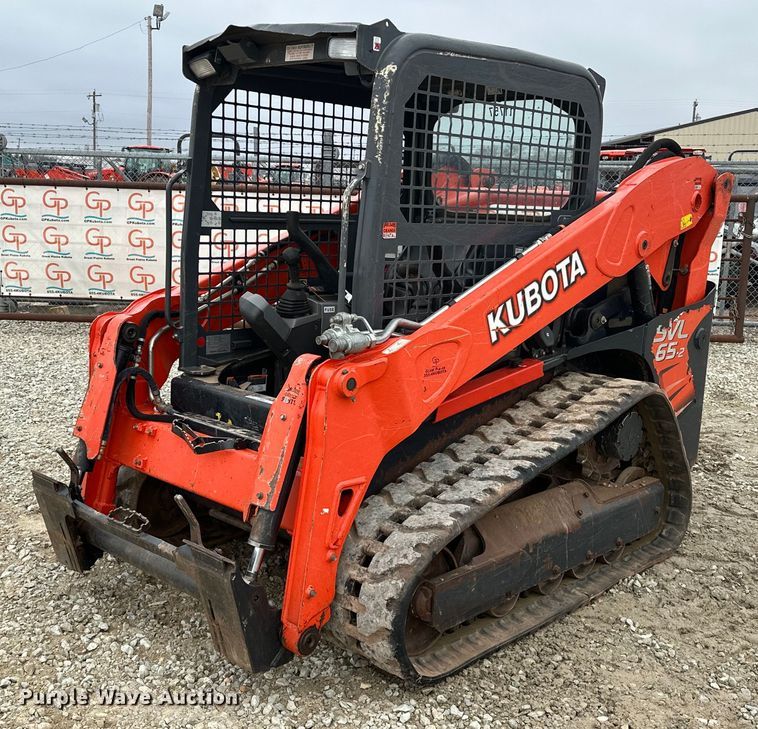2019 Kubota SVL65-2  tracked skid steer loader - LK9617