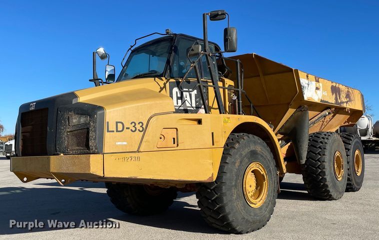 2014 Caterpillar 740B  haul truck - LV9249