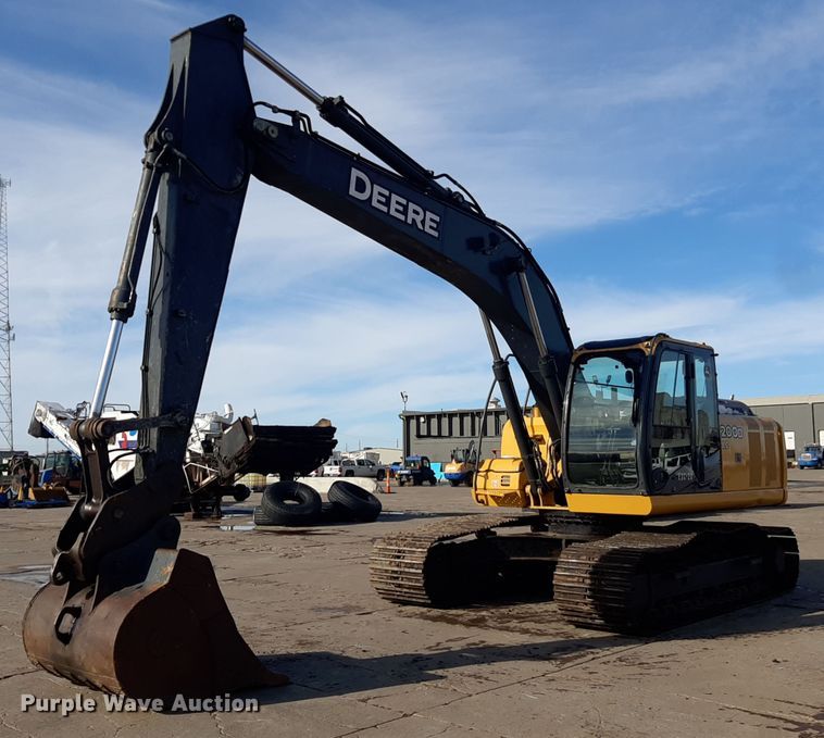 2012 John Deere 200D LC  excavator - LX9868