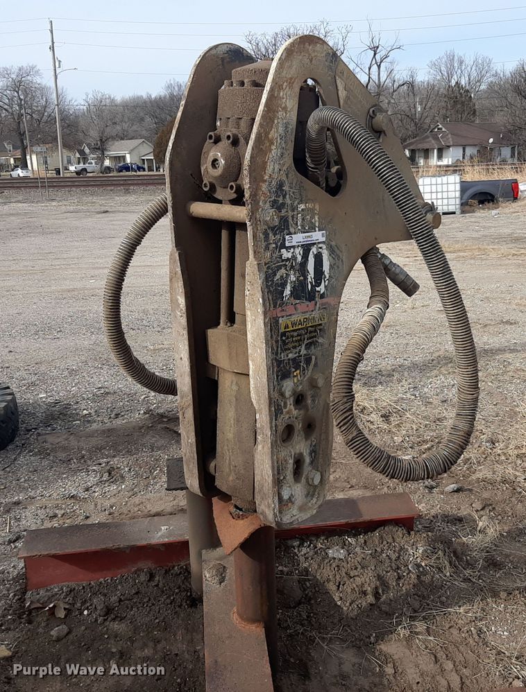 Caterpillar  breaker - LX9965