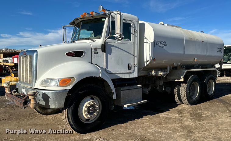 2007 Peterbilt 335  water truck - NI9567