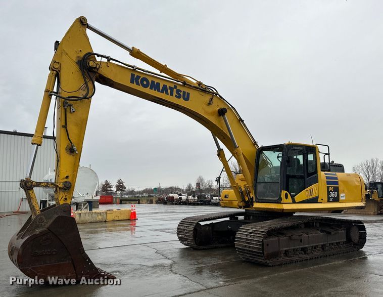 2014 Komatsu PC360LC-10  excavator - NM9075