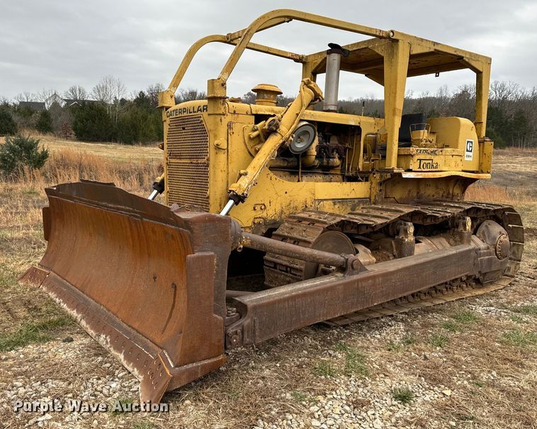 1970 Caterpillar D8H dozer - NM9122