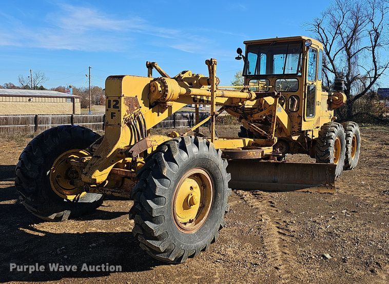 1966 Caterpillar 12F  rigid frame motor grader - NP9137