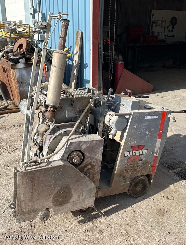 Magnum X PS-6585-14 42D  concrete saw - NS9073
