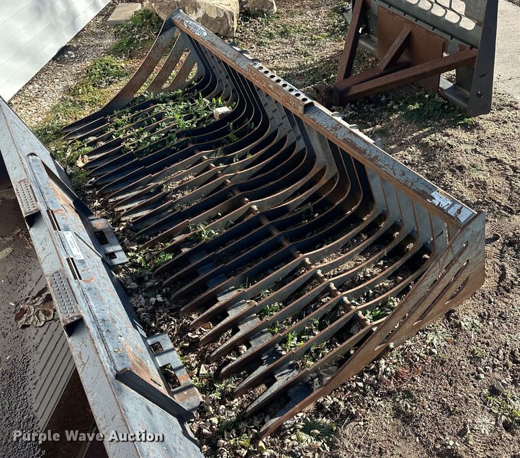 Virnig  skid steer skeleton bucket - NS9092