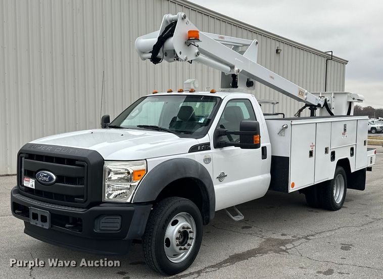 2011 Ford F450 Super Duty  bucket truck - OD9770