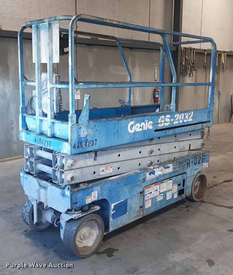 Genie GS-2032  scissor lift - OF9639