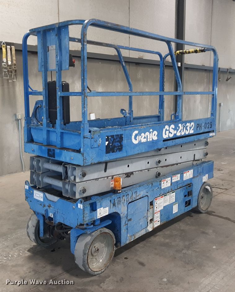 Genie GS-2032  scissor lift - OF9645