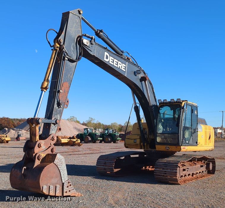 2012 John Deere 210G LC  excavator - OL9189