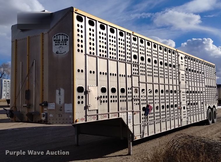 2012 Merritt Gold Line  livestock trailer - DK8924