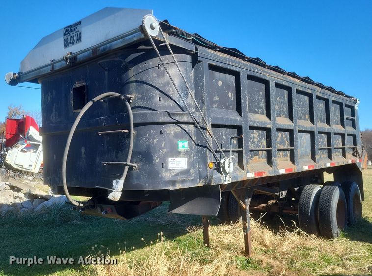 1987 Hilbilt  end dump trailer - DO4769