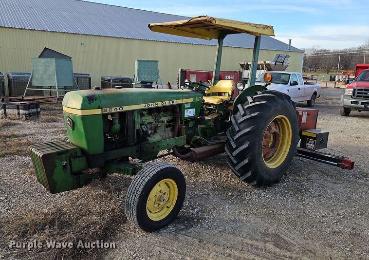 1976 John Deere 2640  tractor - DN7170
