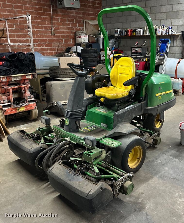 John Deere 2500B  reel mower - IB9274