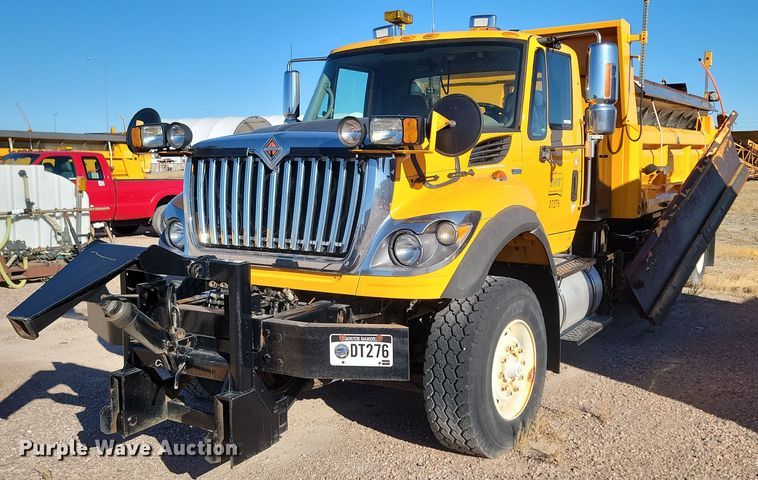 2010 International  Work Star 7600 SFA dump truck - KU9031