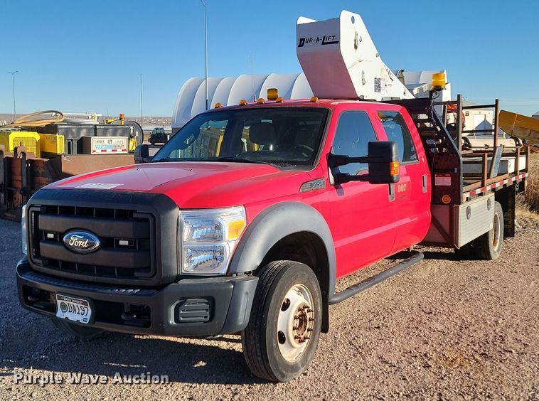 2011 Ford  F550 Super Duty XL bucket truck - KU9037