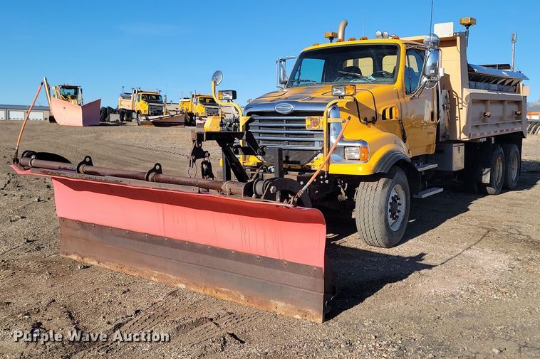 2009 Sterling LT9500  dump truck - KU9053