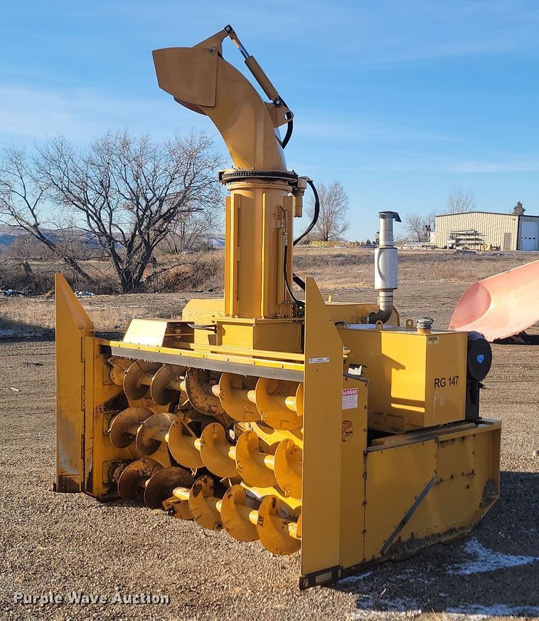 2011 RPM Tech  Snow Blower - KU9055