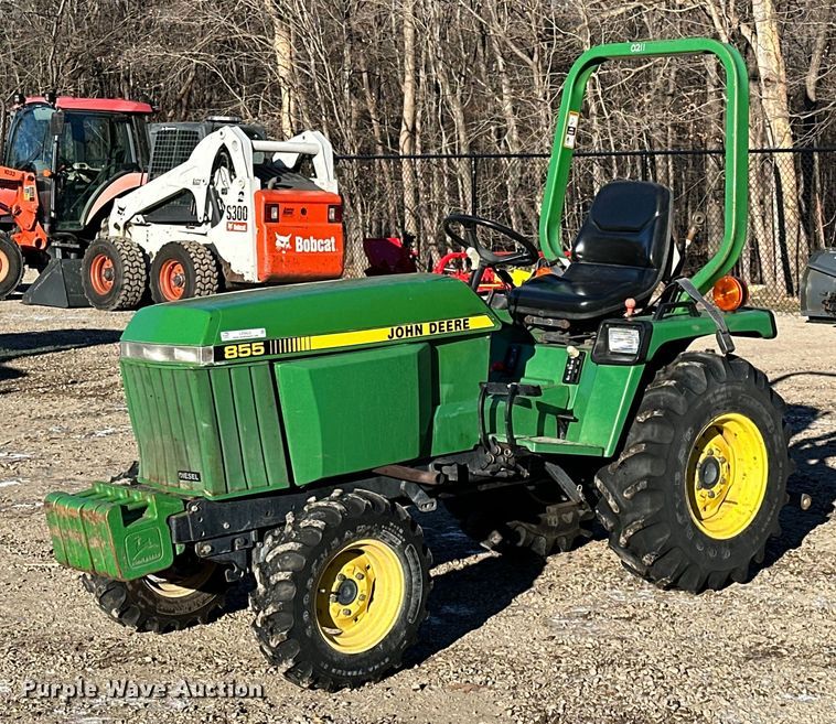 1994 John Deere 855  MFWD tractor - LO9423