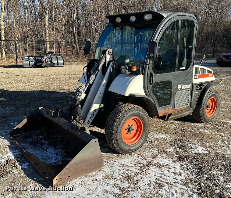 2016 Bobcat ToolCat 5610  utility vehicle - LO9427