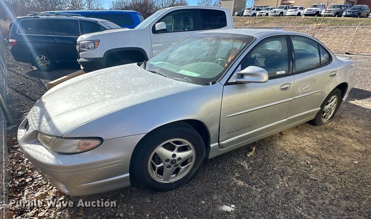 2002 Pontiac Grand Prix GT - NS9076