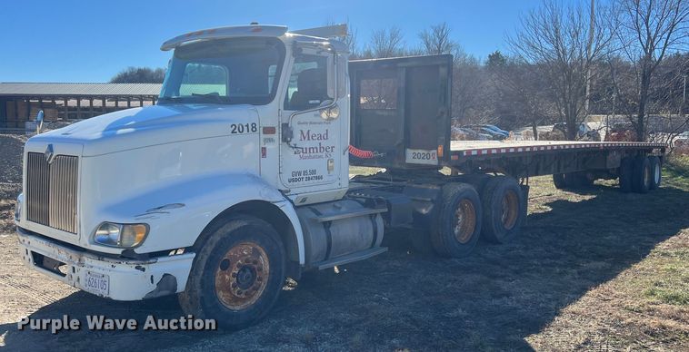 2007 International 9200i  semi truck - NN9325