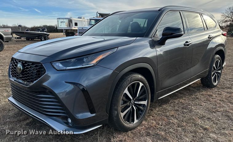 2022 Toyota Highlander  SUV - LK9706