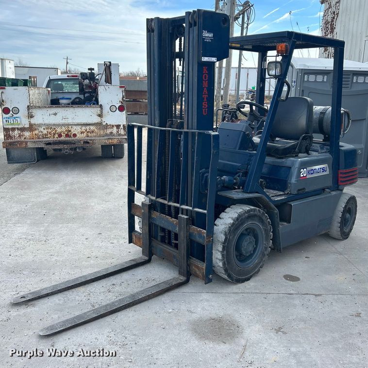 Komatsu FG20T-11  forklift - MO9135