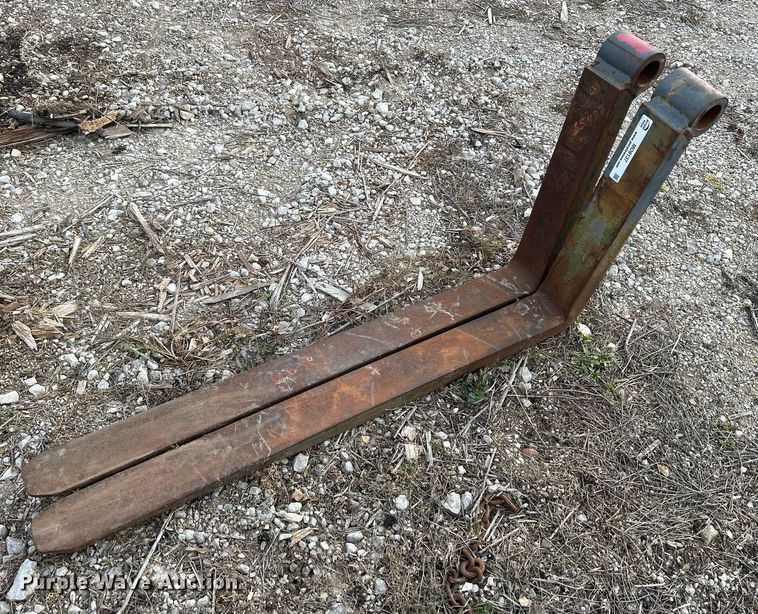 48" L forks - MO9137