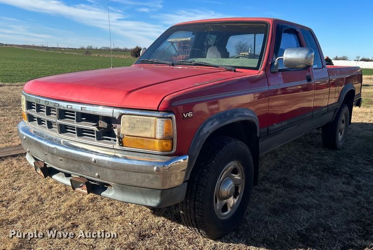 1995 Dodge Dakota  Club Cab pickup truck - NB9285