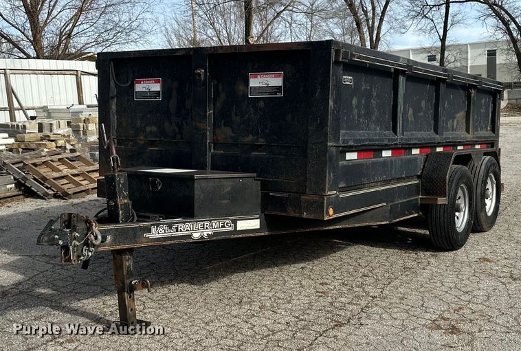 2004 L&L  dump trailer - OF9208