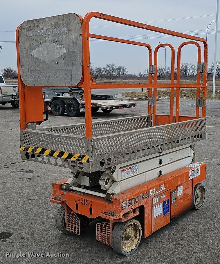 2020 Snorkel S3215L  scissor lift - DP0802