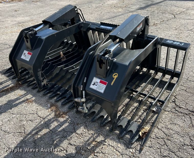 Stout HD-69-3  skid steer rock grapple bucket - NE9655
