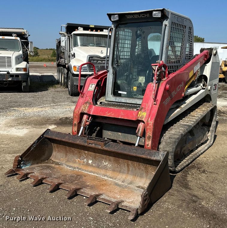 2015 Takeuchi  TL10 tracked skid steer loader - NL9323