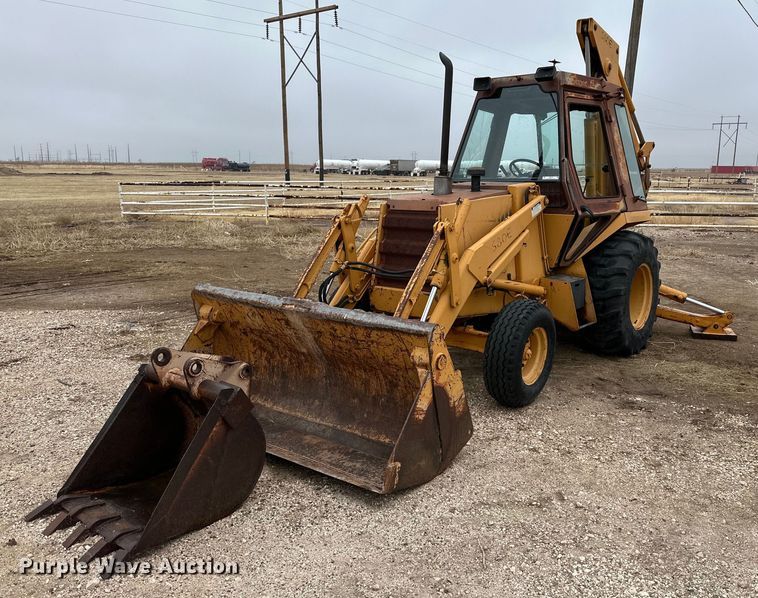 Case 580 Super E  backhoe - IB9310