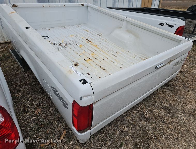 Ford  pickup truck bed - NE9358