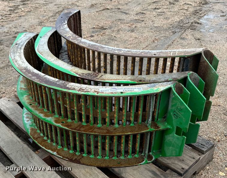 John Deere concaves - EK9907